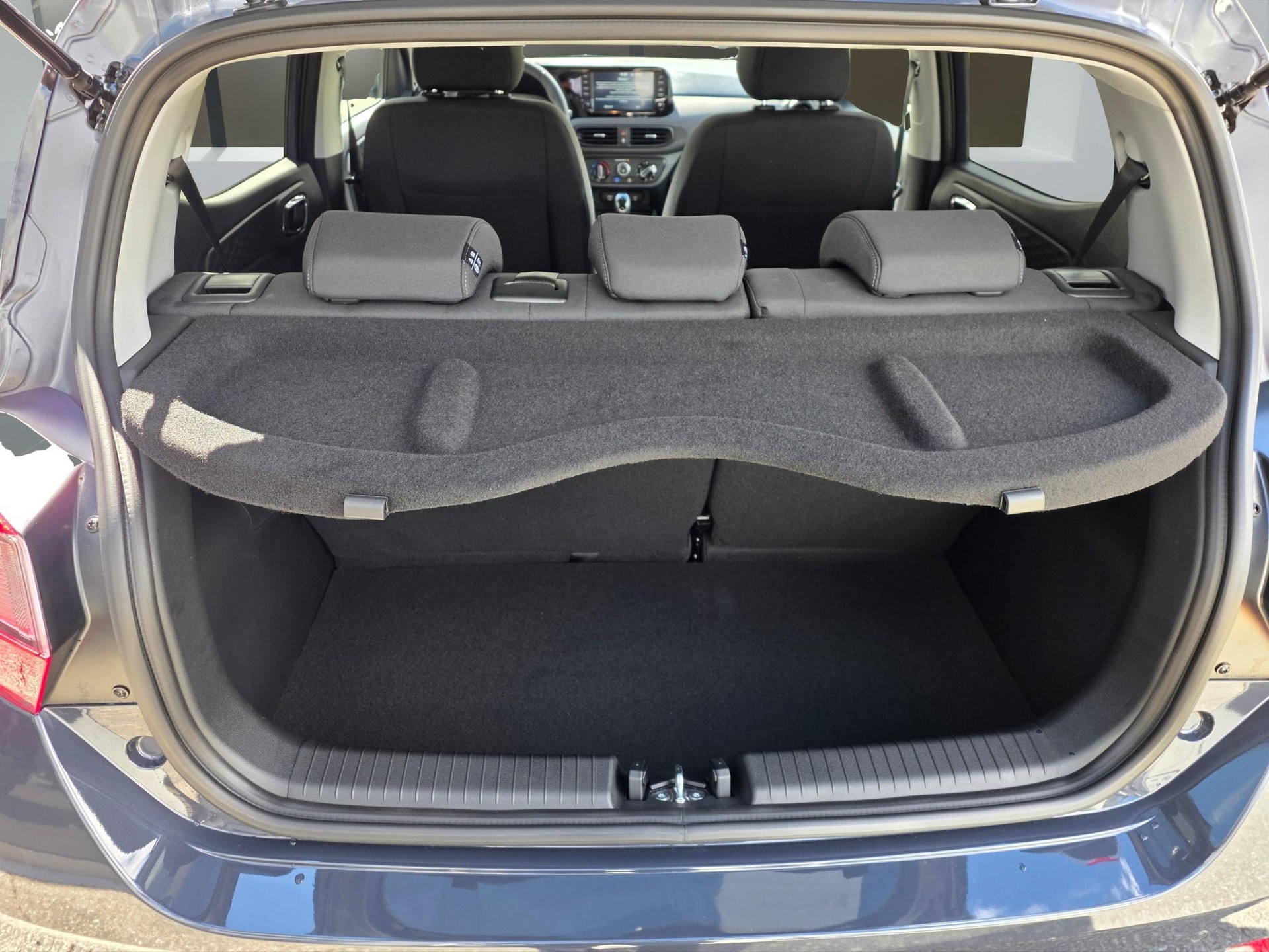 HYUNDAI i10 1.2 Amplia-image-15