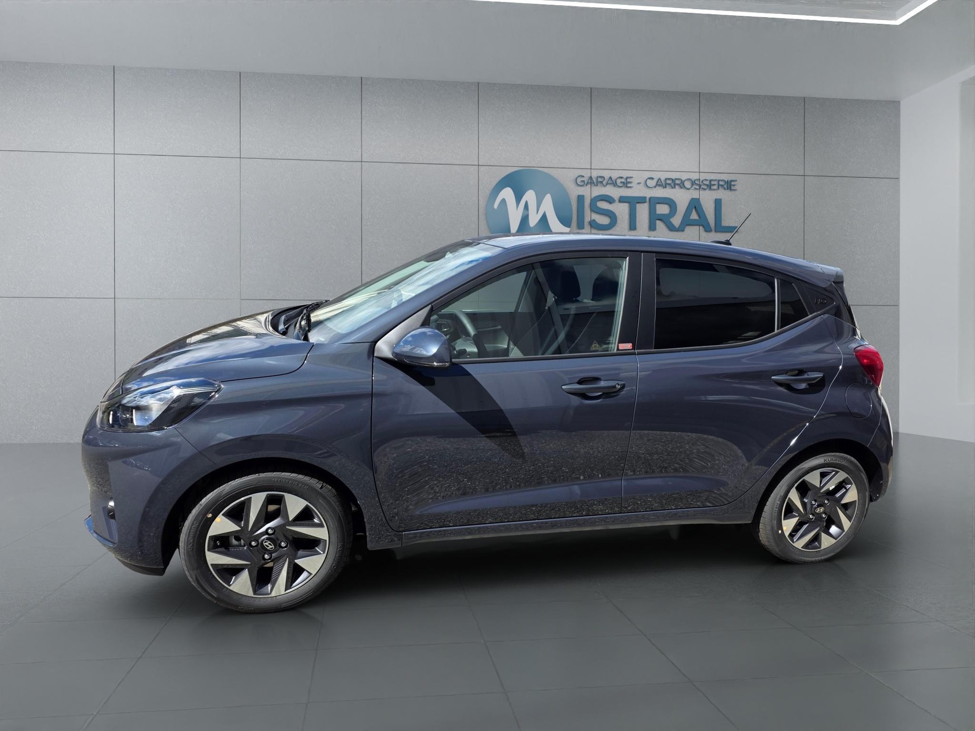 HYUNDAI i10 1.2 Amplia-image-1