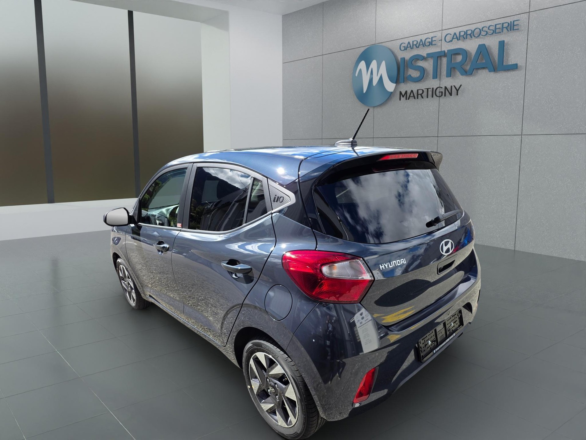 HYUNDAI i10 1.2 Amplia-image-2