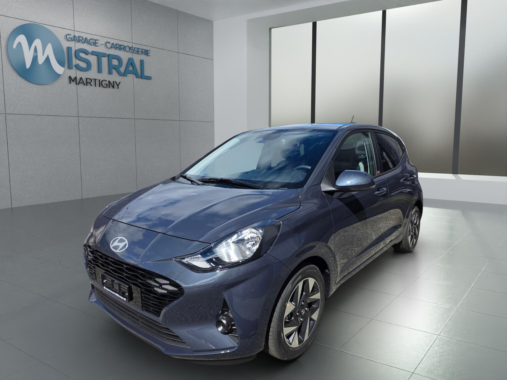 HYUNDAI i10 1.2 Amplia-image-0