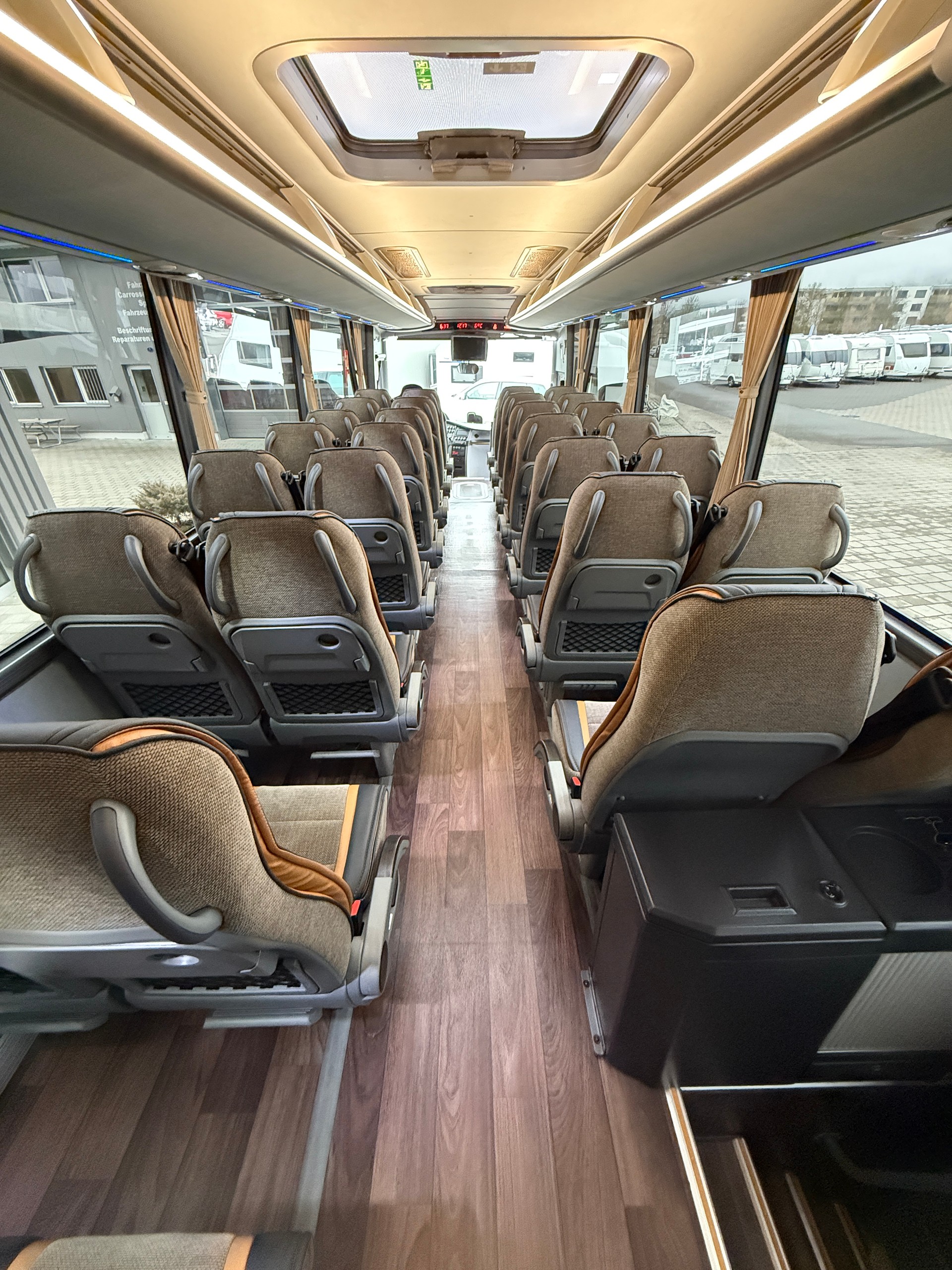 ISUZU AOS Visigo-image-4