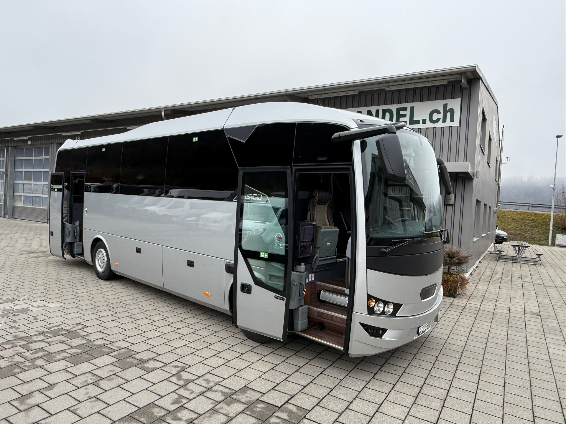 ISUZU AOS Visigo-image-15