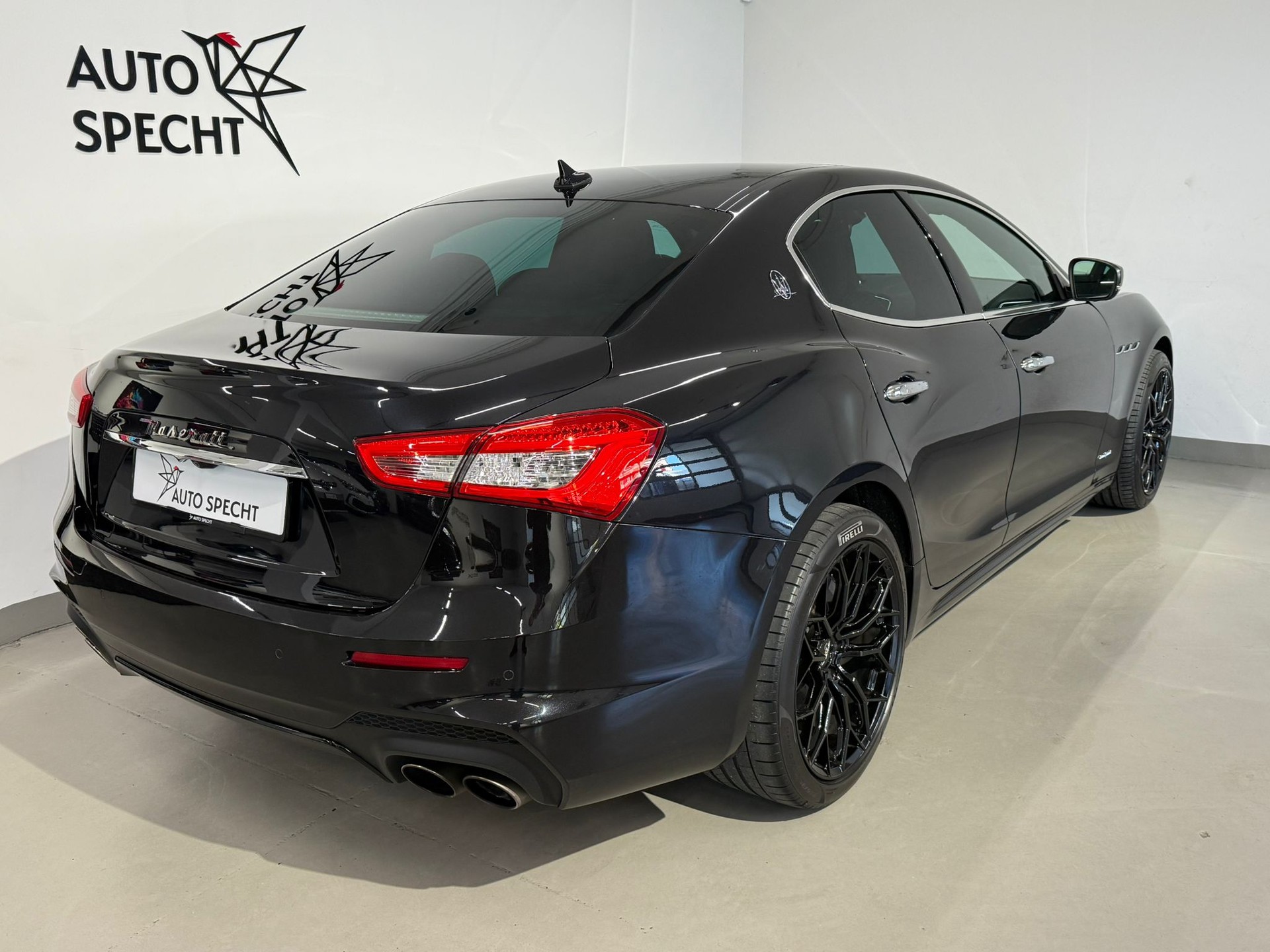 MASERATI Ghibli 3.0 V6 GranSport Automatica-image-4