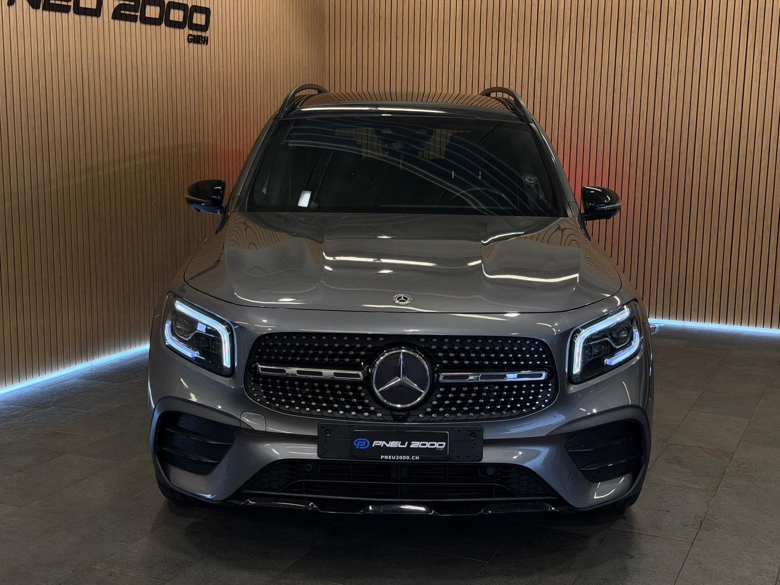 MERCEDES-BENZ GLB 220 d 4Matic AMG Line 8G-Tronic-image-1