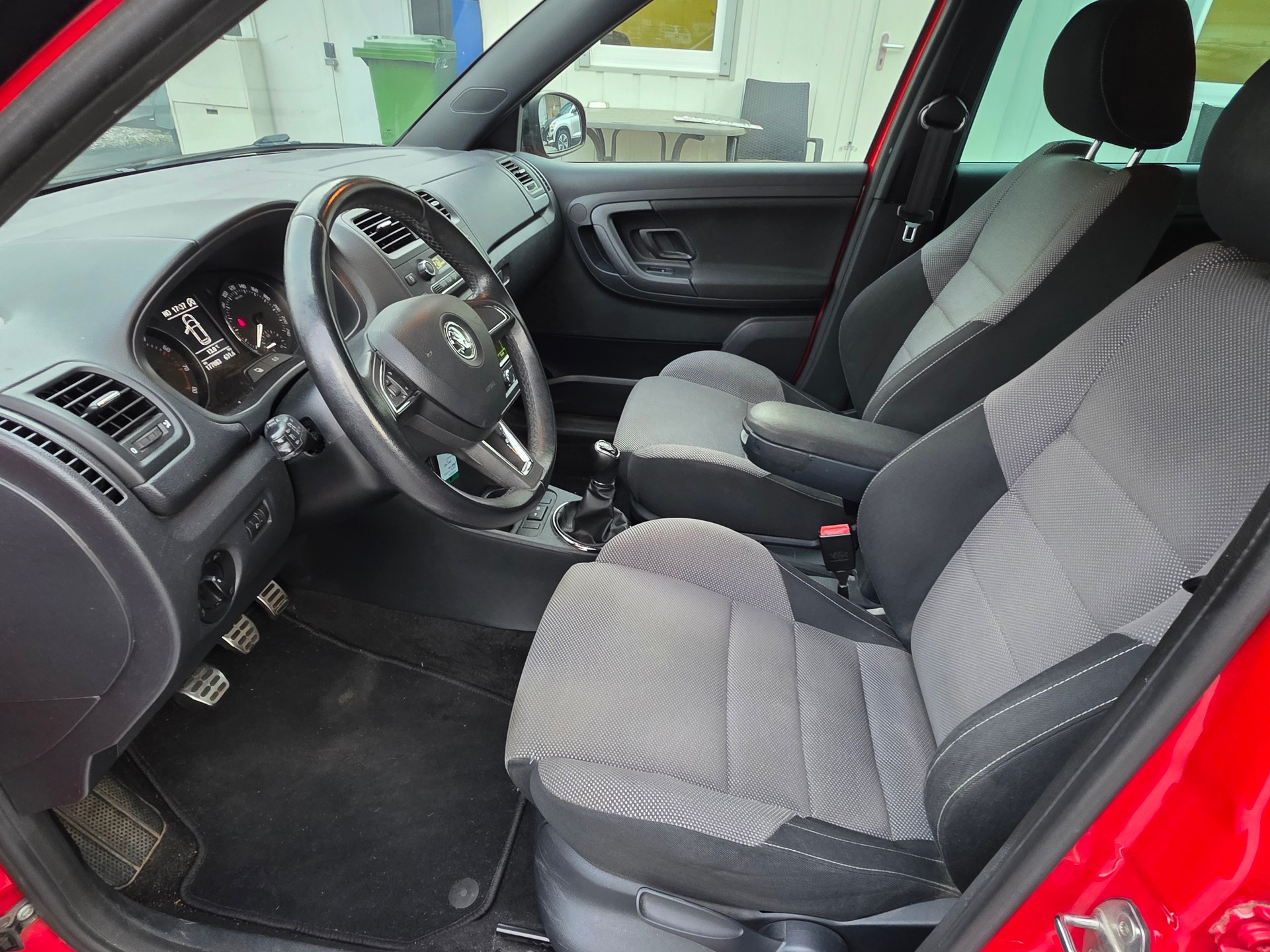 SKODA Fabia 1.2 TSI Monte Carlo-image-7