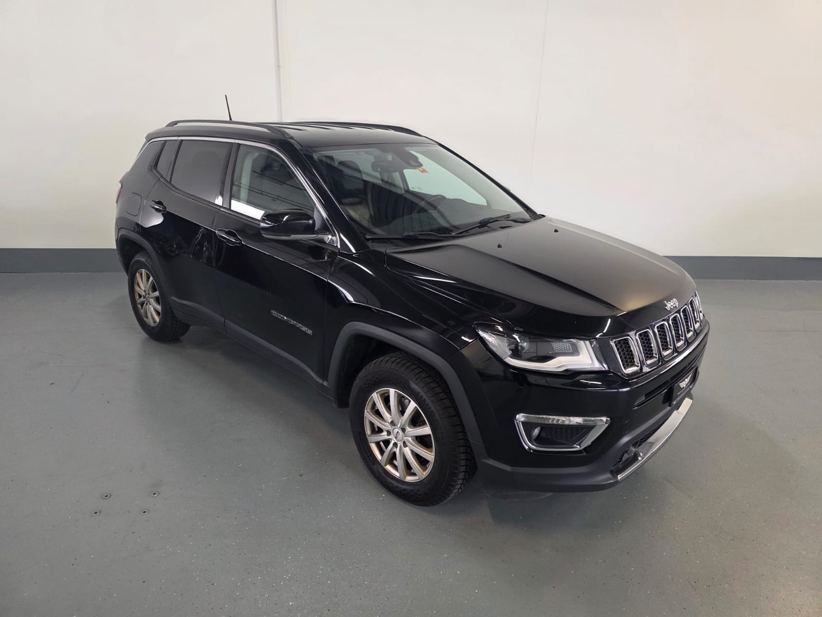 JEEP Compass 2.0CRD Limited AWD 9ATX-image-1