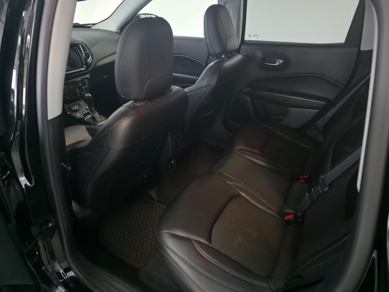 JEEP Compass 2.0CRD Limited AWD 9ATX-image-18