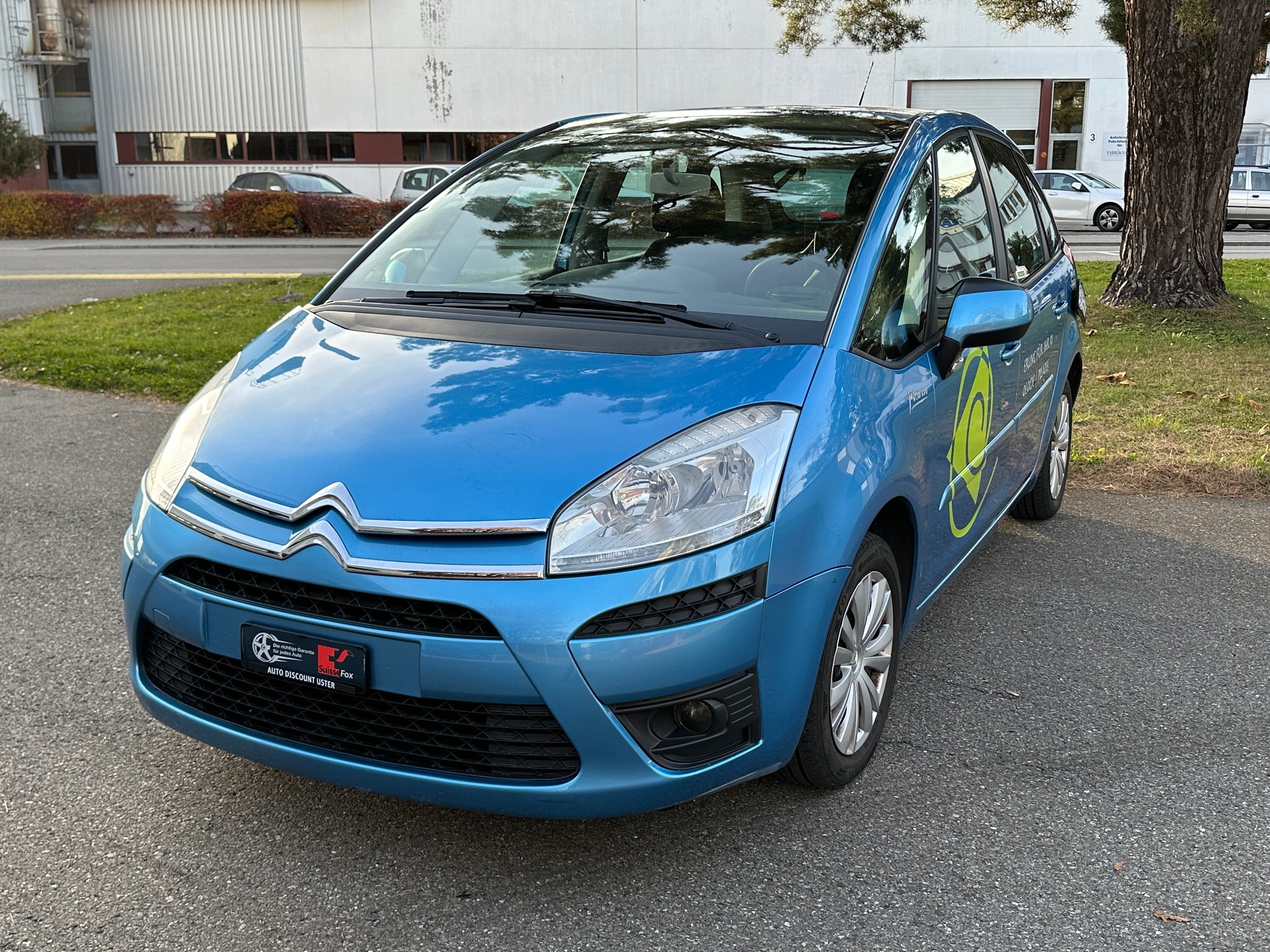 CITROEN C4 Picasso 1.6i 16V Tonic-image-0