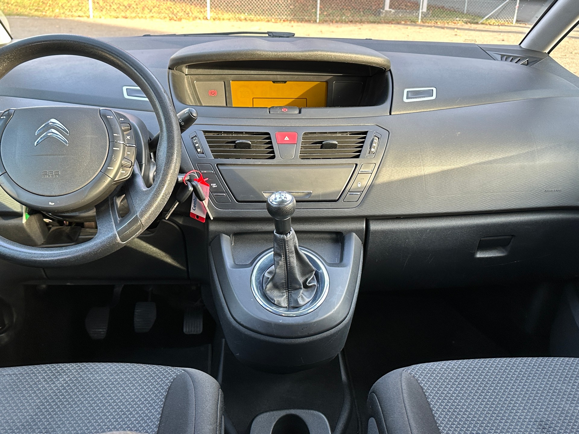 CITROEN C4 Picasso 1.6i 16V Tonic-image-6