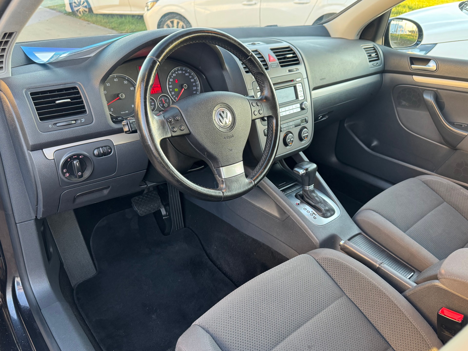 VW Golf 1.4 TSI Comfortline DSG-image-5