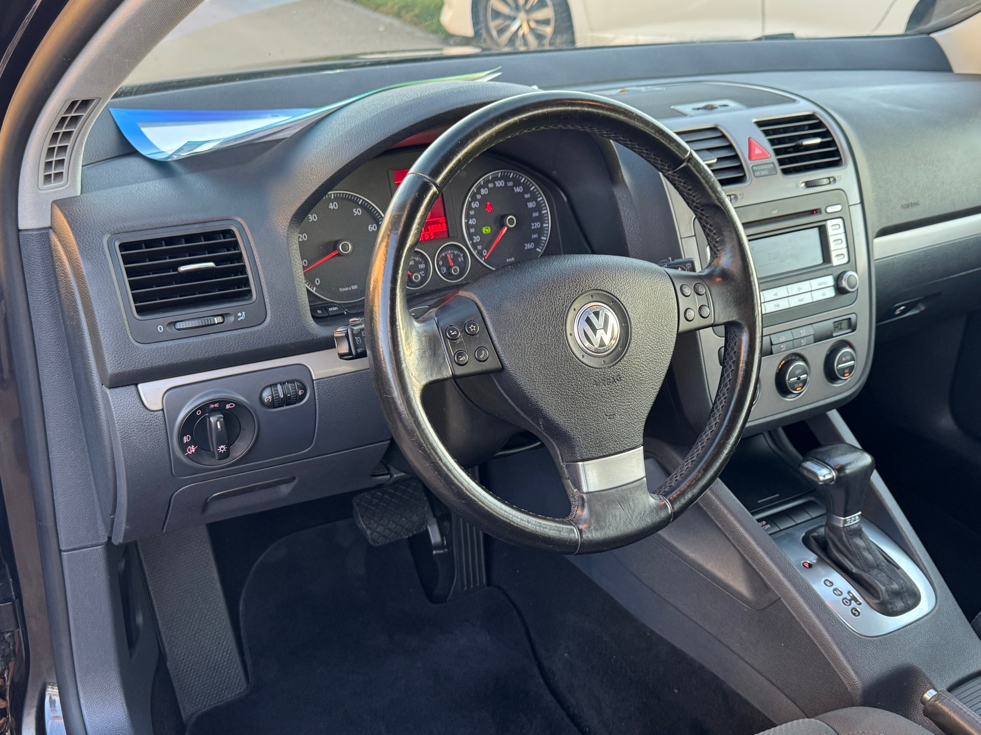 VW Golf 1.4 TSI Comfortline DSG-image-6