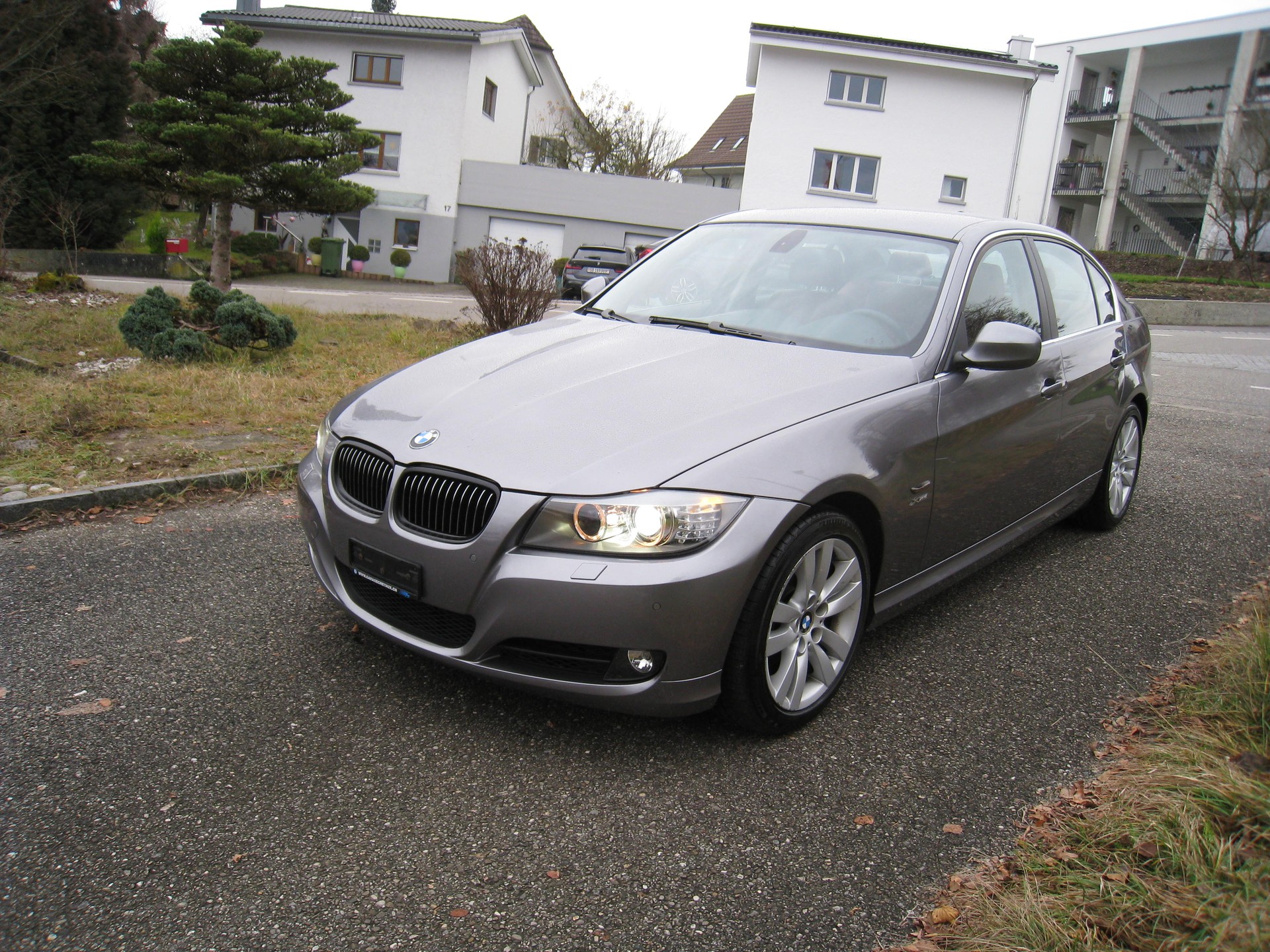 BMW 325i x-Drive Steptronic MFK.-image-4