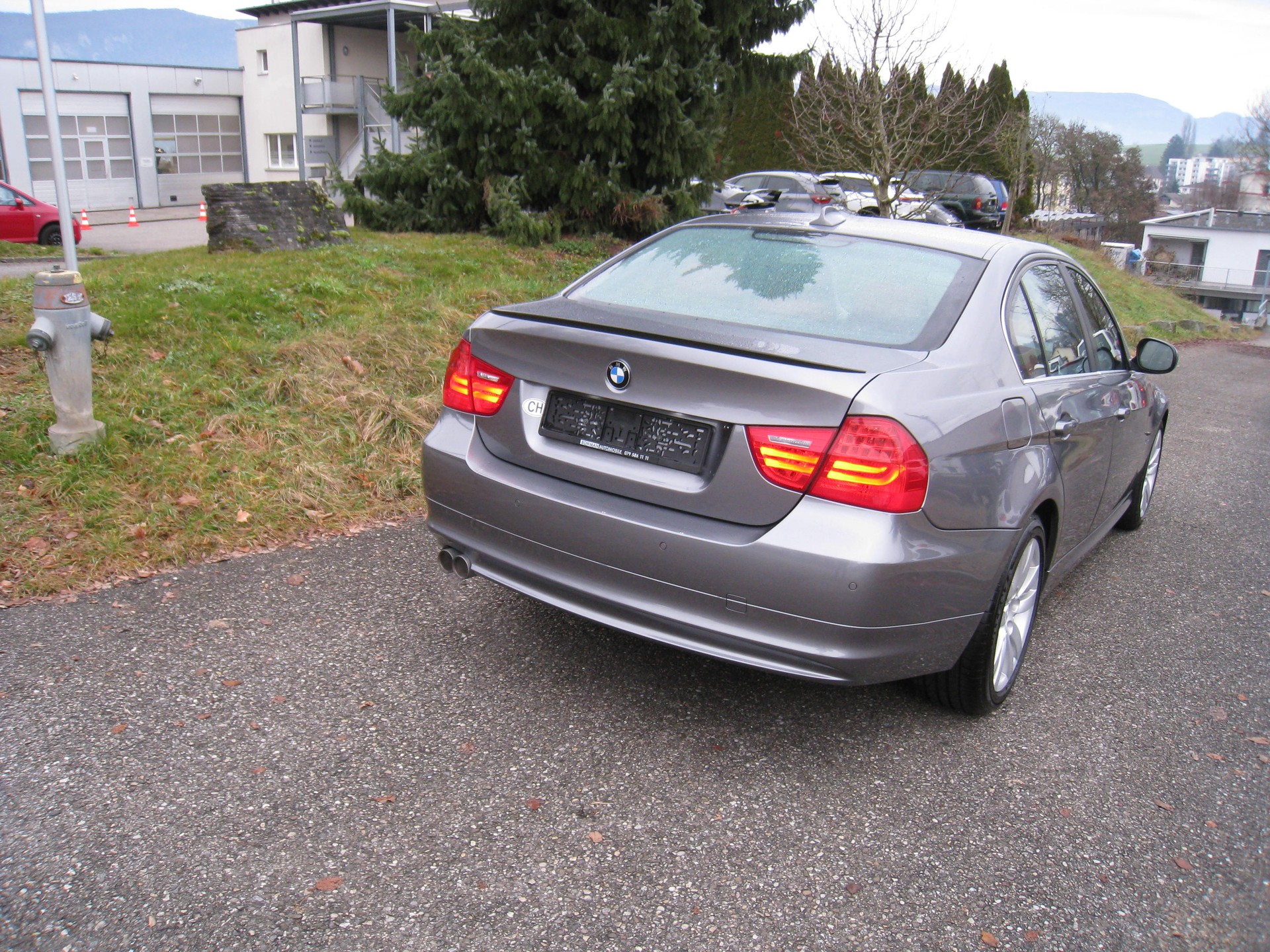 BMW 325i x-Drive Steptronic MFK.-image-7