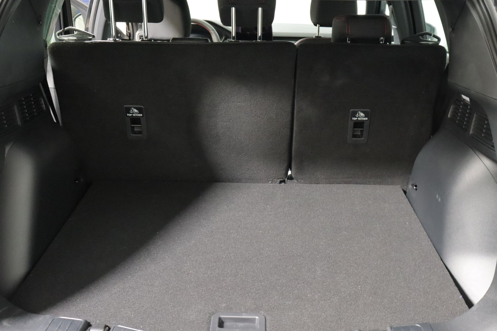 FORD Kuga 2.0 EcoBlue ST-Line-image-12