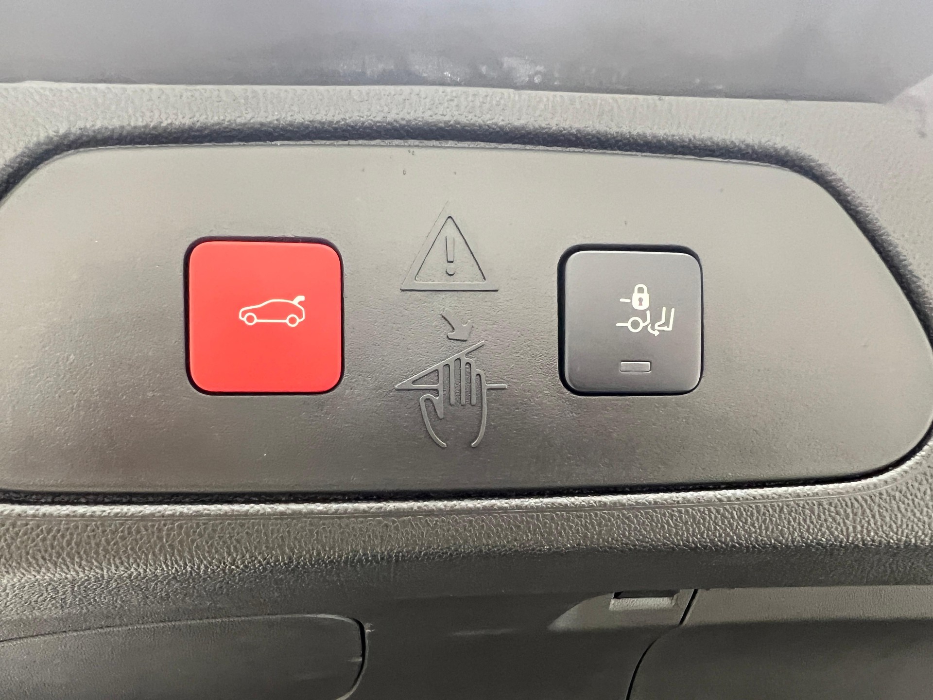 OPEL Grandland 1.2 T GS Blitz / Jetzt mit attraktivem 1.99% Leasing-image-6