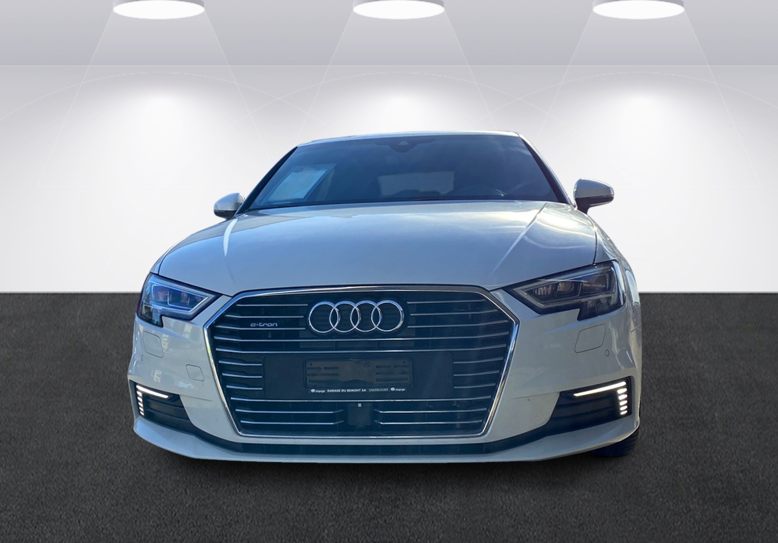 AUDI A3 Sportback 1.4 e-tron S-tronic-image-1