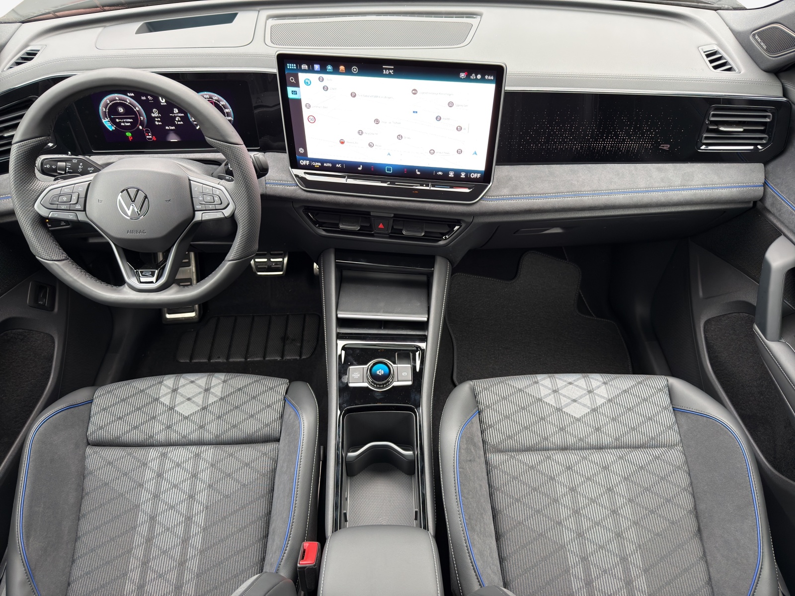 VW Tiguan 2.0 TSI DSG R-Line 4Motion-image-8