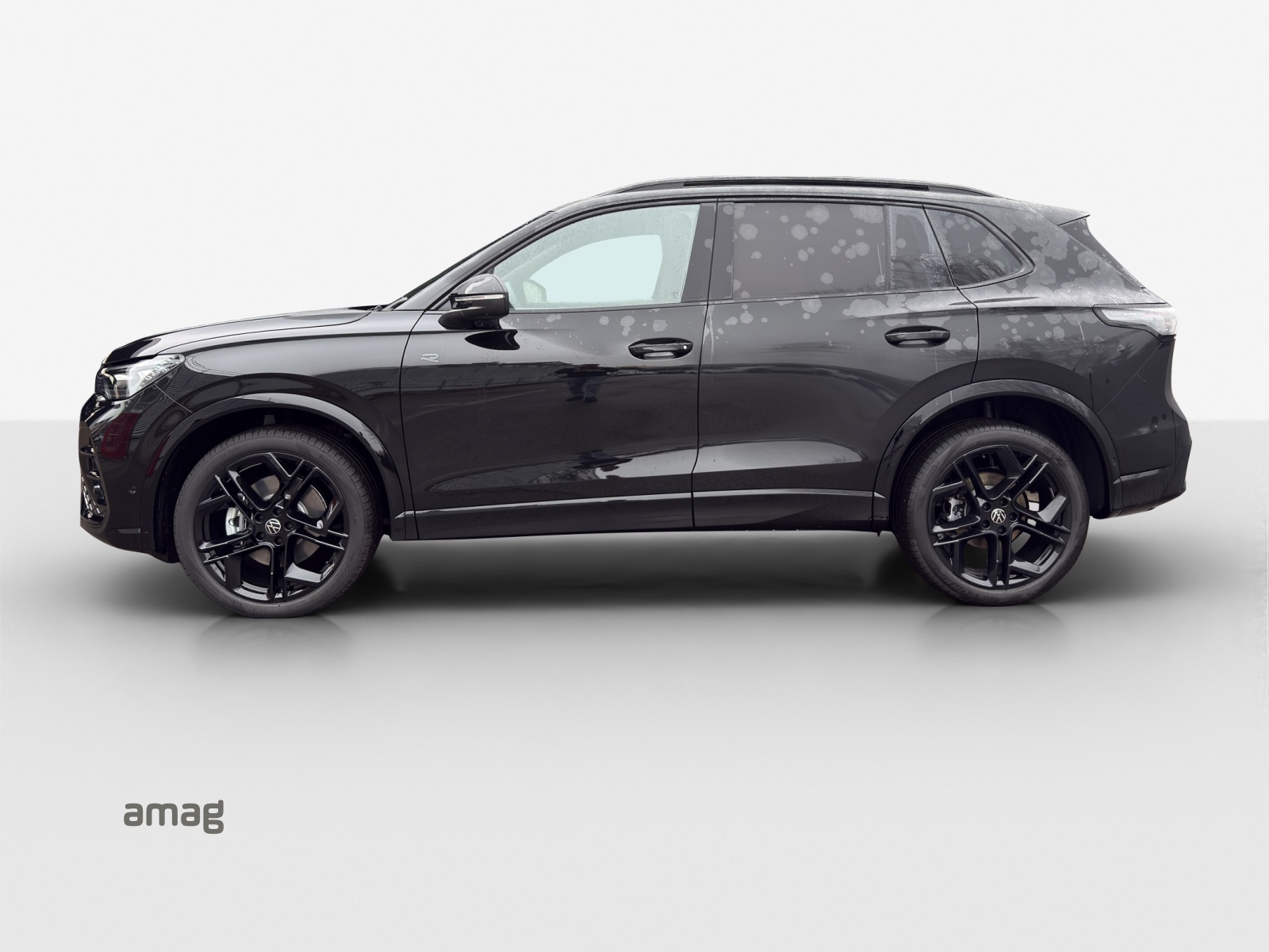 VW Tiguan 2.0 TSI DSG R-Line 4Motion-image-1