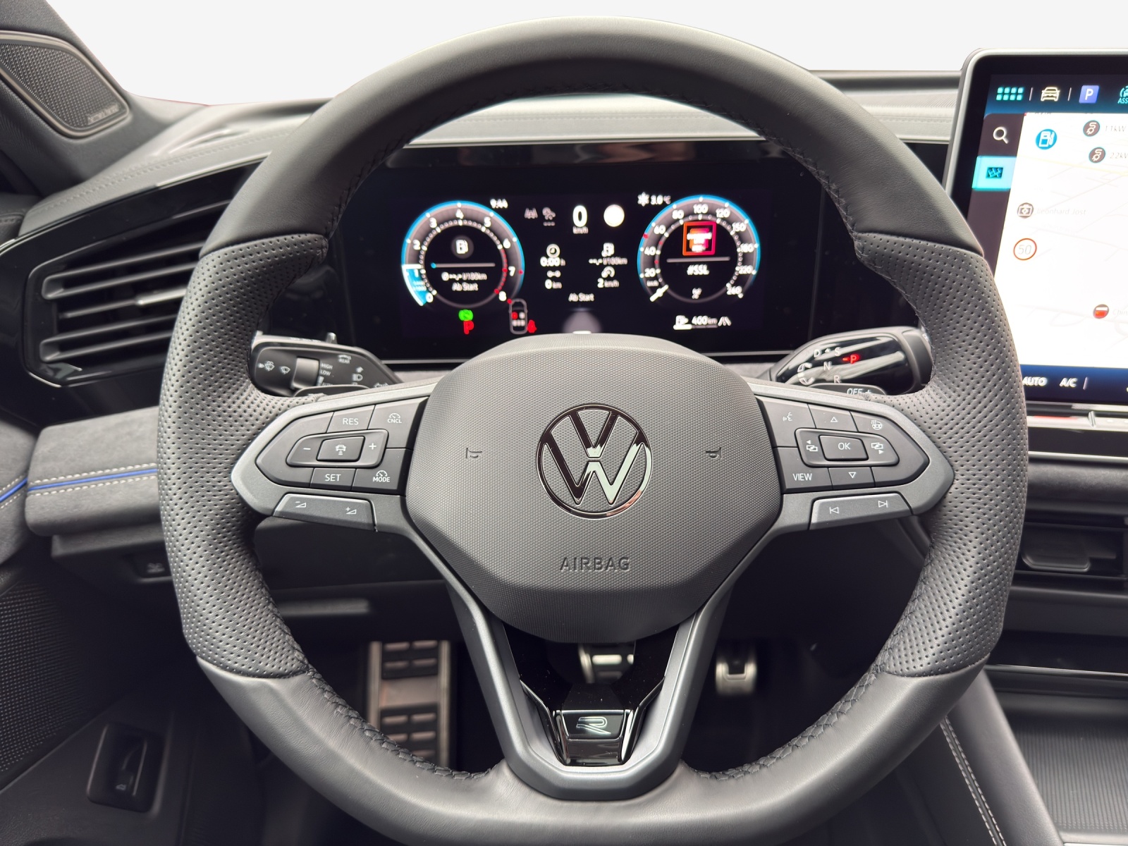 VW Tiguan 2.0 TSI DSG R-Line 4Motion-image-9