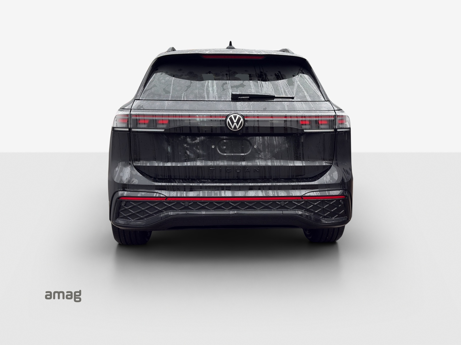 VW Tiguan 2.0 TSI DSG R-Line 4Motion-image-3
