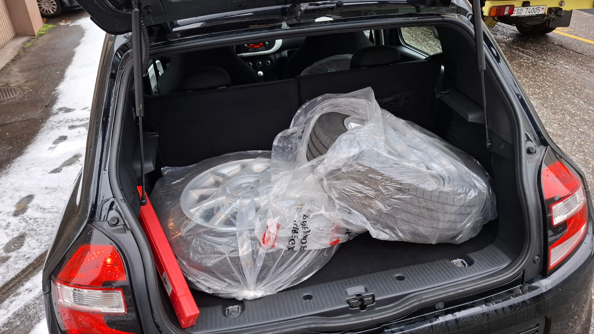 RENAULT Twingo 1.0 Life-image-4