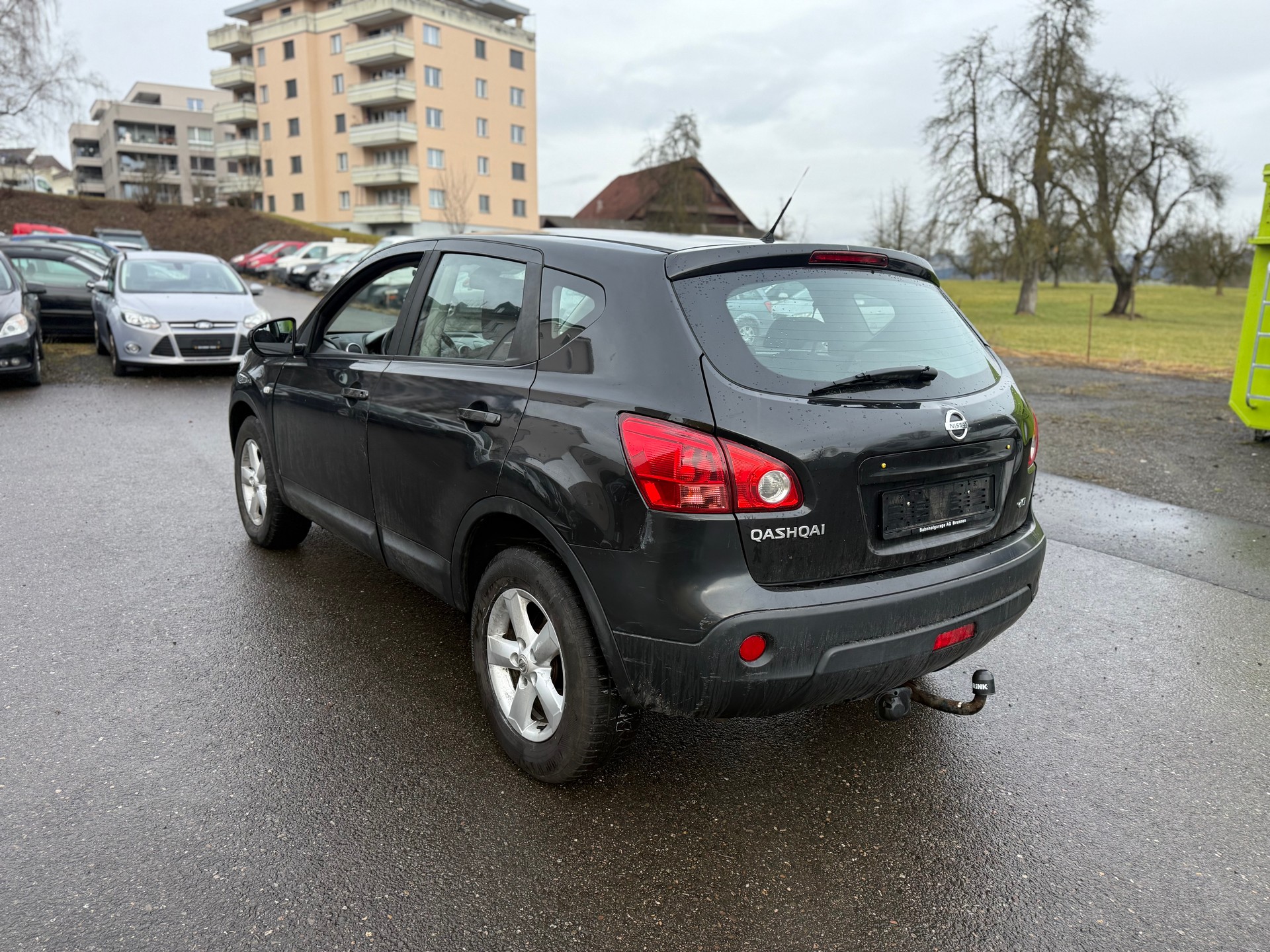 NISSAN QASHQAI-image-3