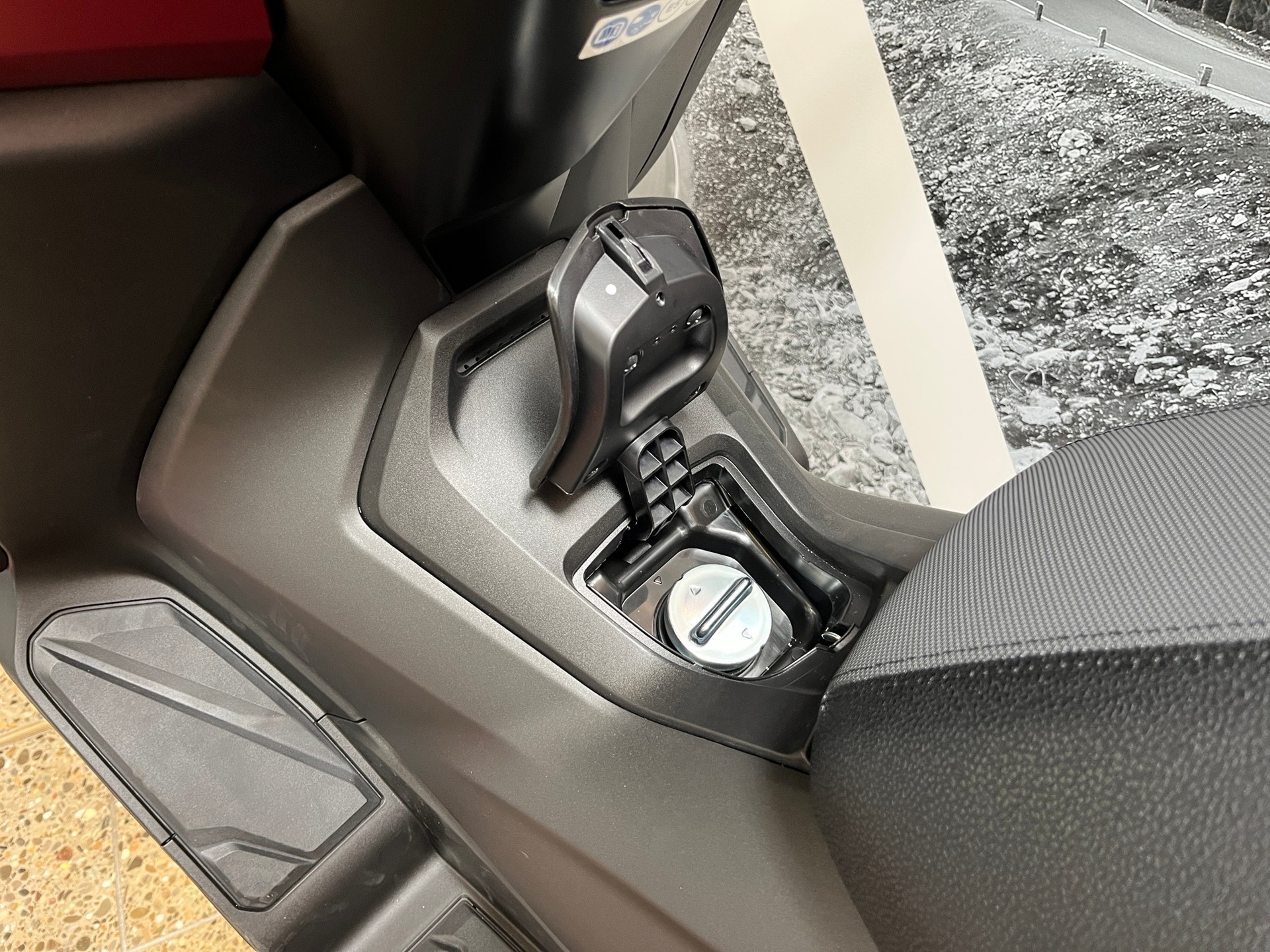 HONDA NSS 350 Smart Top Box MY2026-image-7