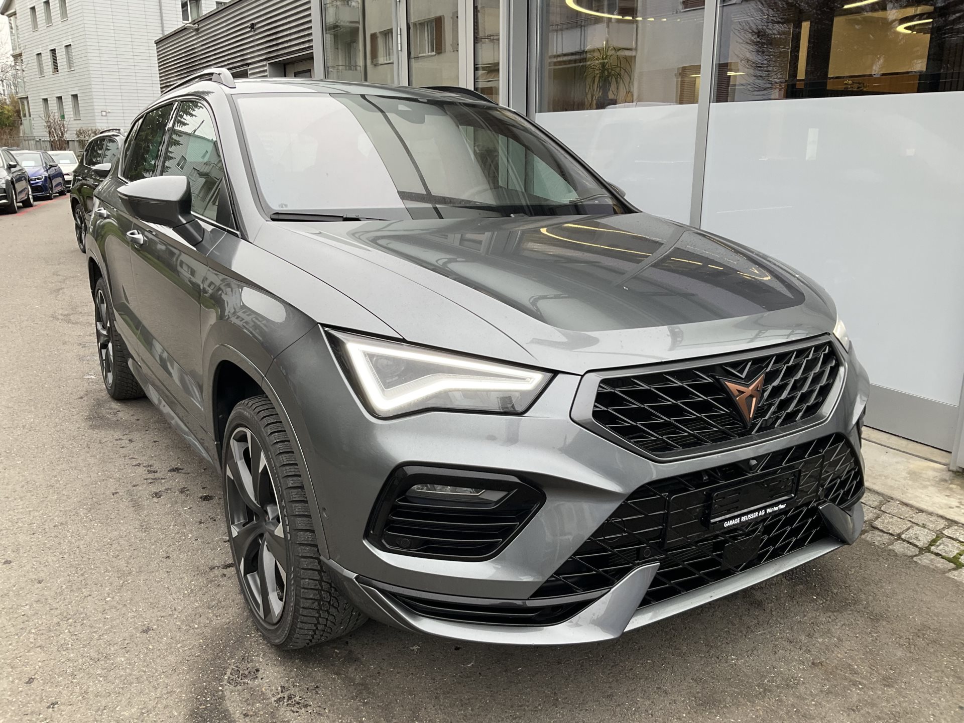 CUPRA Ateca 1.5 TSI *** ANHÄNGERKUPPLUNG & 5 JAHRE CUPRA WERKSGARANTIE ***-image-2