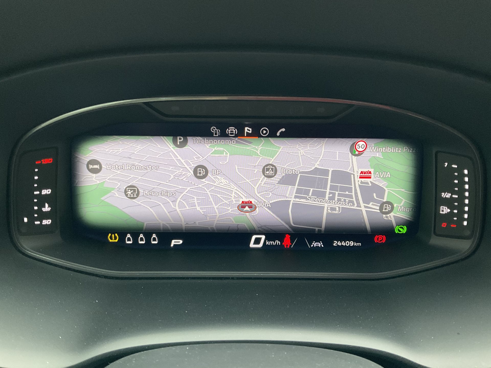 CUPRA Ateca 1.5 TSI *** ANHÄNGERKUPPLUNG & 5 JAHRE CUPRA WERKSGARANTIE ***-image-12