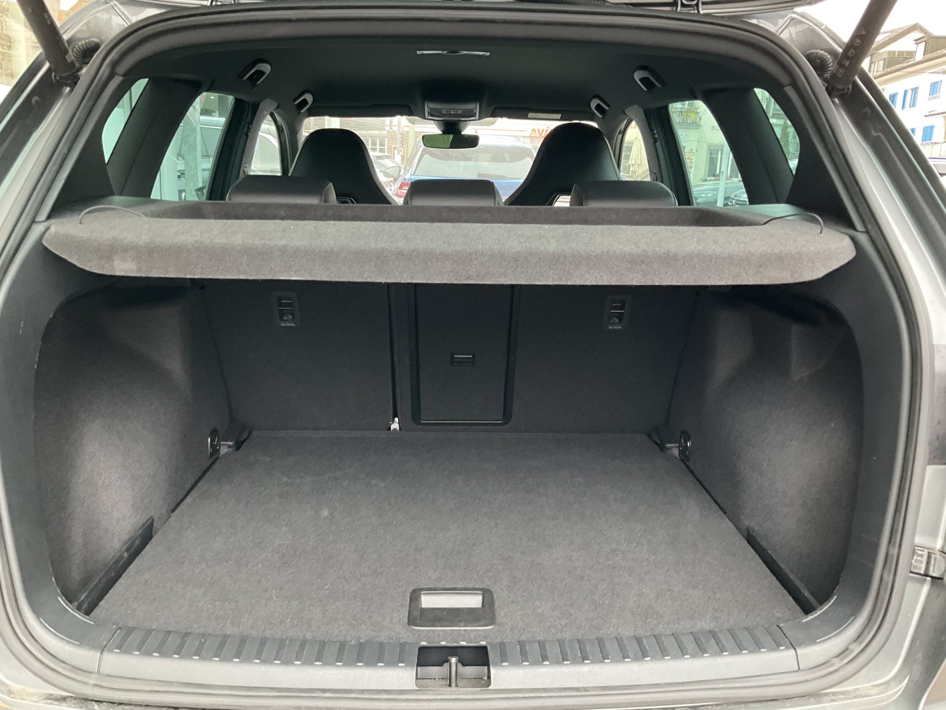 CUPRA Ateca 1.5 TSI *** ANHÄNGERKUPPLUNG & 5 JAHRE CUPRA WERKSGARANTIE ***-image-31
