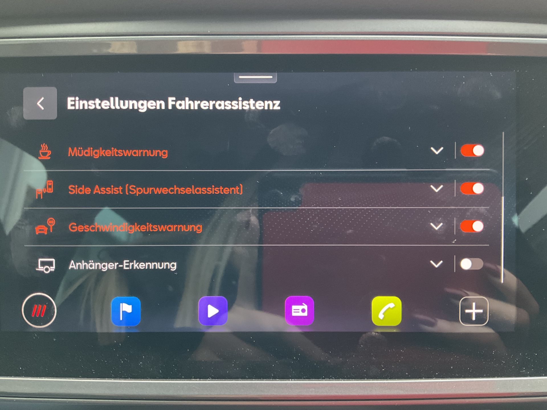 CUPRA Ateca 1.5 TSI *** ANHÄNGERKUPPLUNG & 5 JAHRE CUPRA WERKSGARANTIE ***-image-16