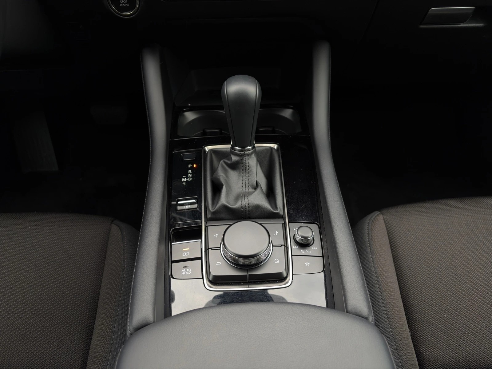 MAZDA 3 Hatchback SKYACTIV-X M Hybrid 186 AWD Exclusive L. Automat-image-13
