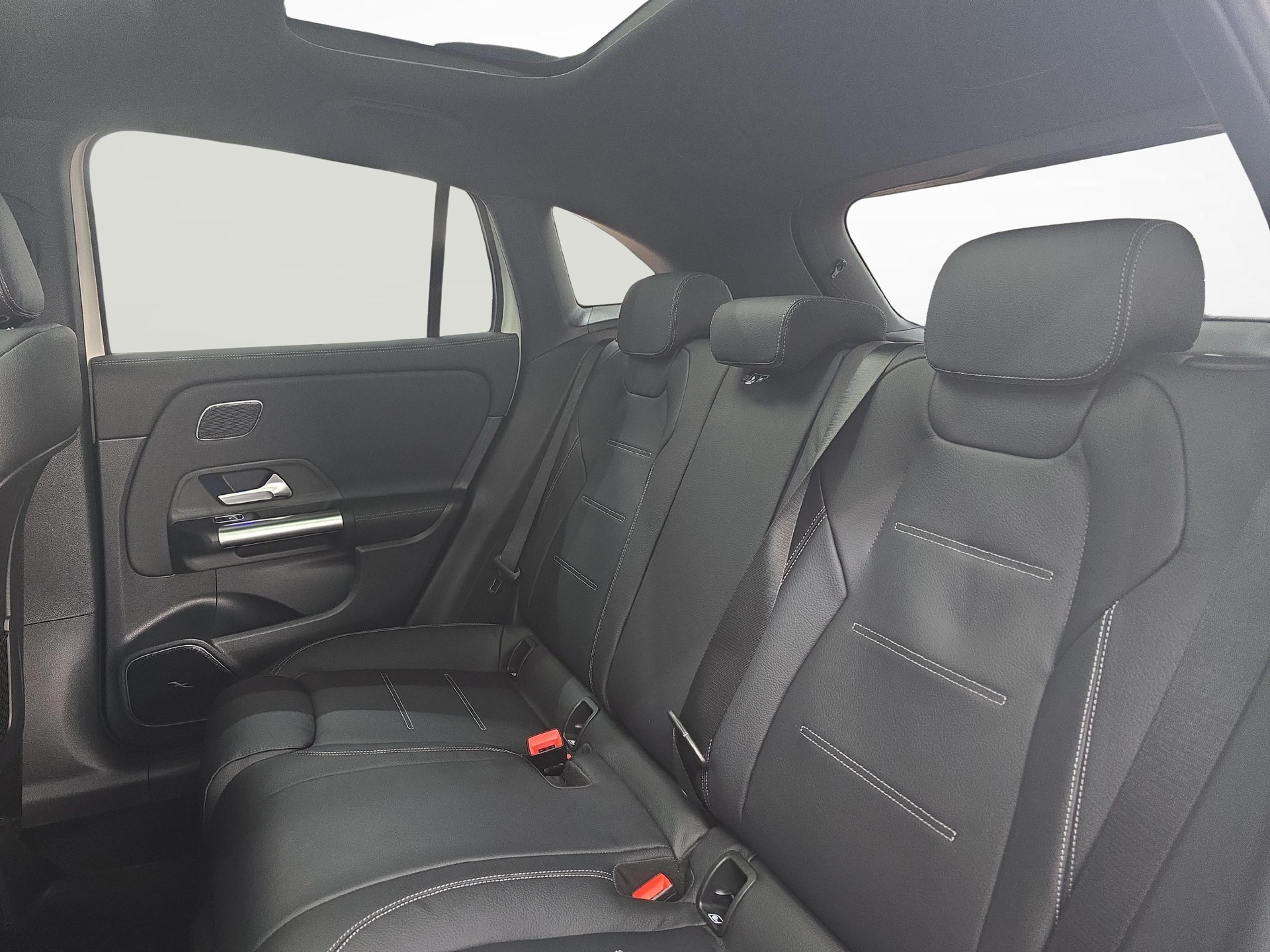 MERCEDES-BENZ AMG GLA 35 4MATIC-image-7