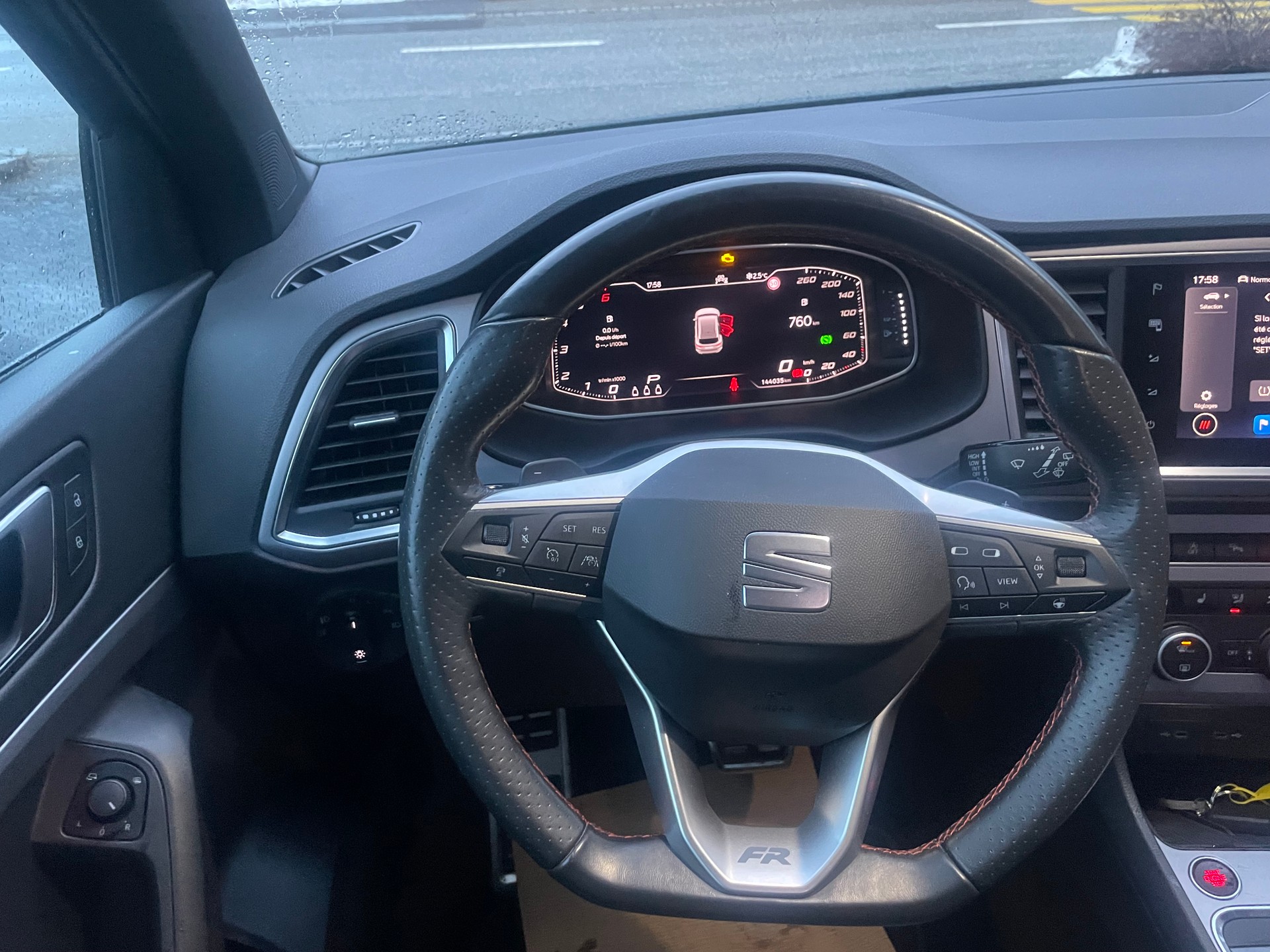 SEAT Ateca 2.0 TDI CR FR DSG-image-10