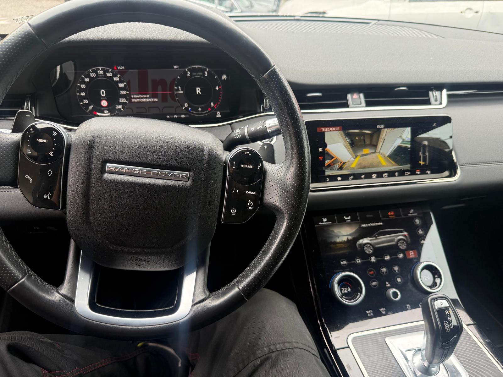 LAND ROVER Range Rover Evoque R-Dynamic D 180 SE AT9-image-9