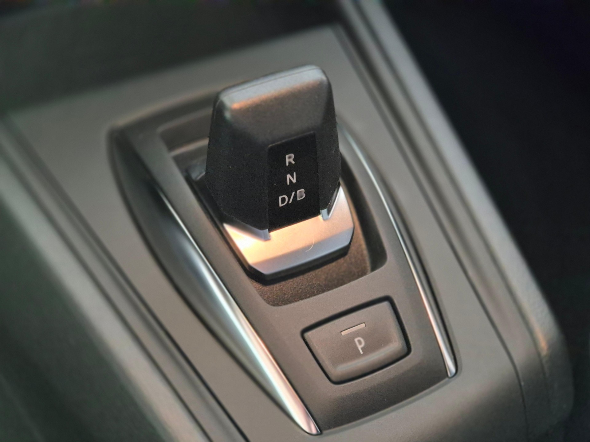 MITSUBISHI ASX 1.8 HEV Invite-image-5