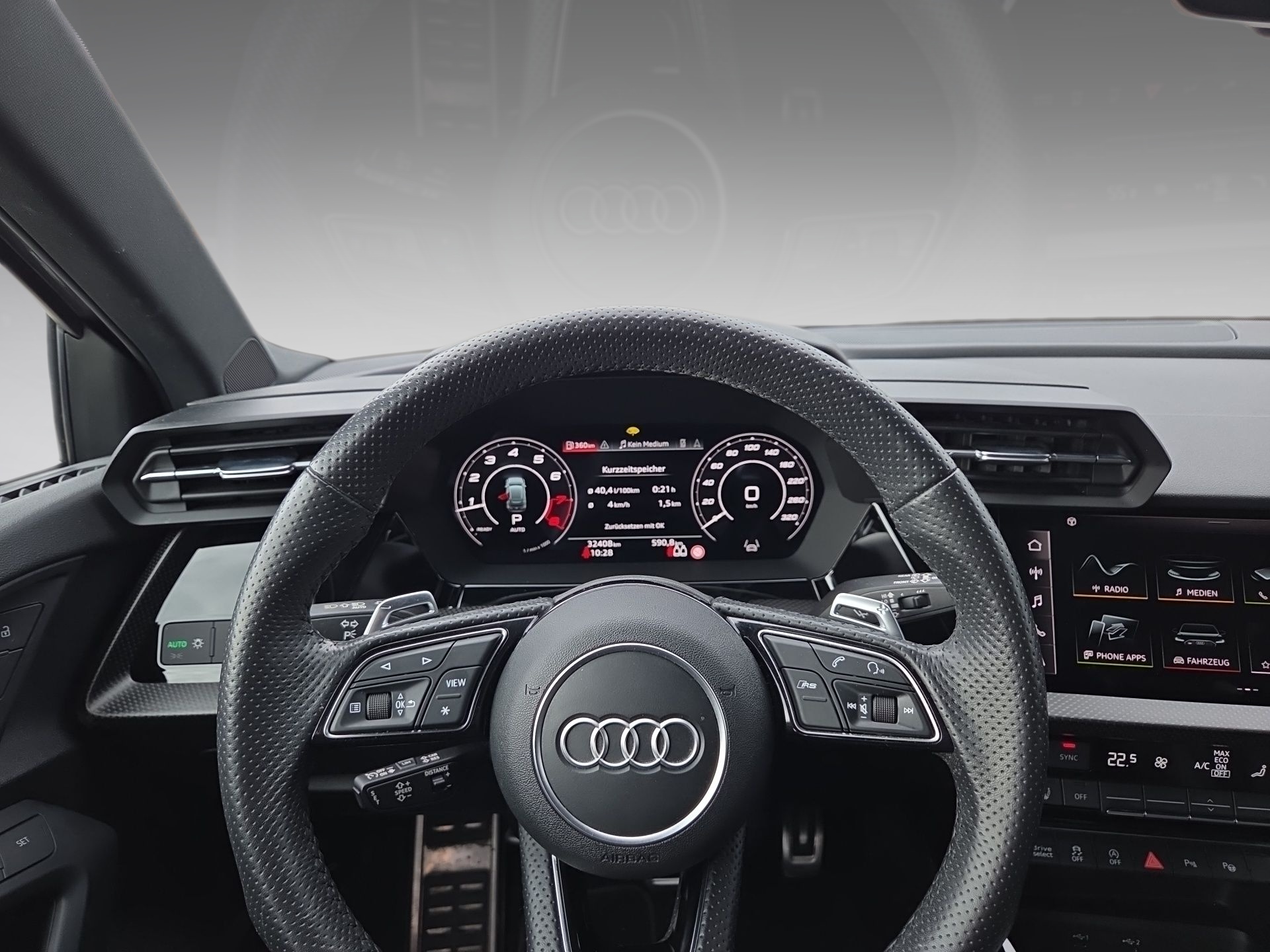 AUDI RS3 Sportback 2.5 TSI quattro S-tronic-image-9