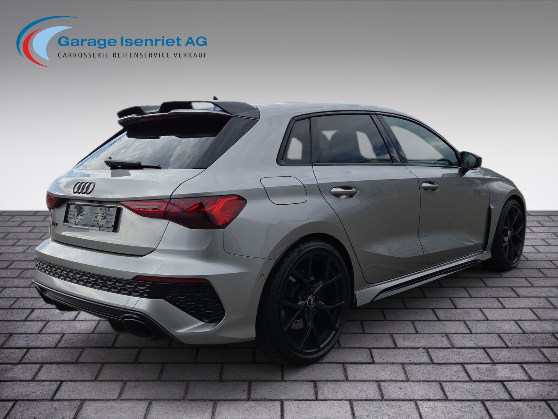 AUDI RS3 Sportback 2.5 TSI quattro S-tronic-image-4