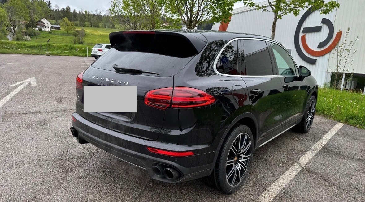 PORSCHE Cayenne S PDK-image-2