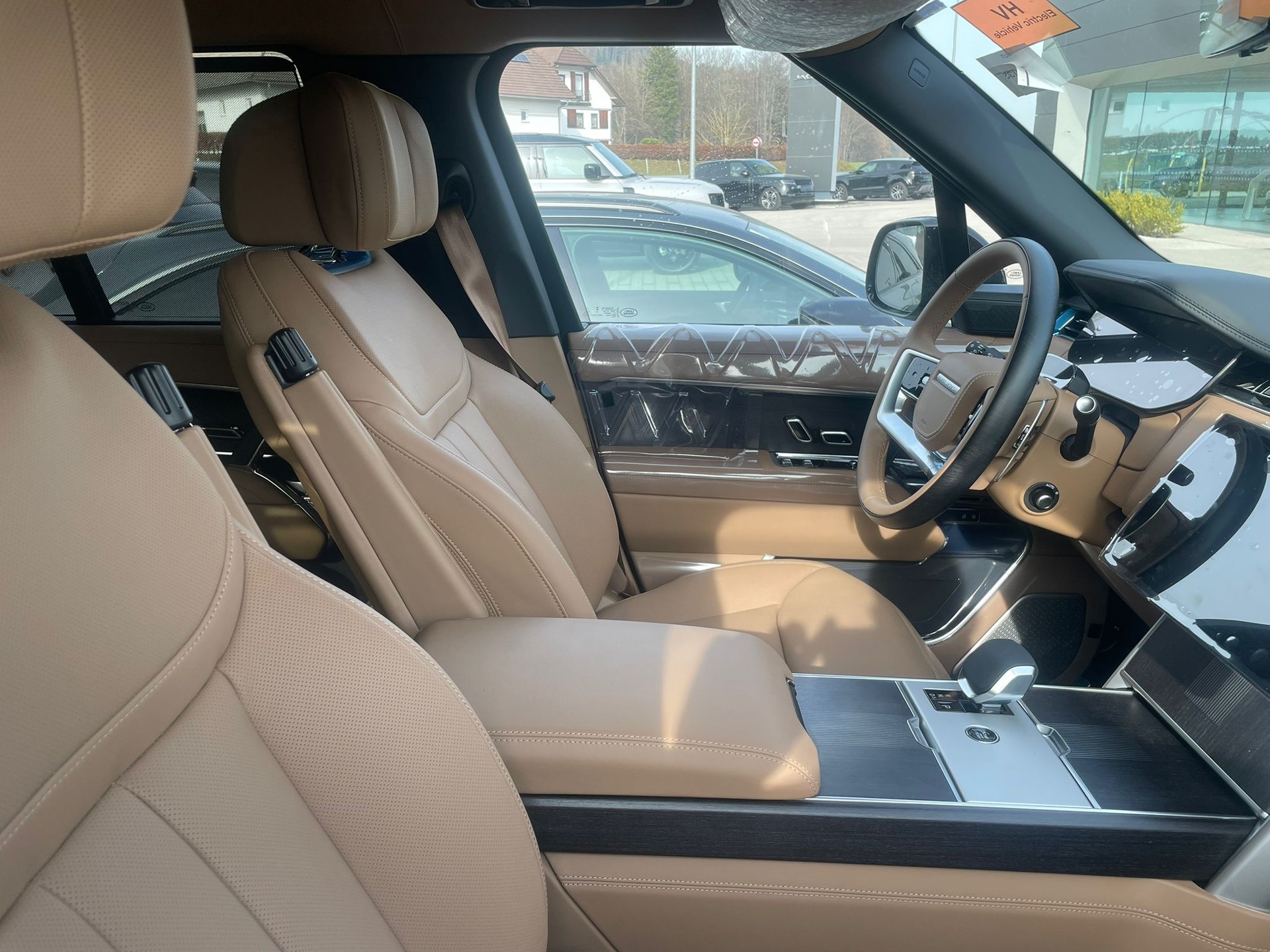 LAND ROVER Range Rover P550e Si6 PHEV Autobiography Automatic-image-3