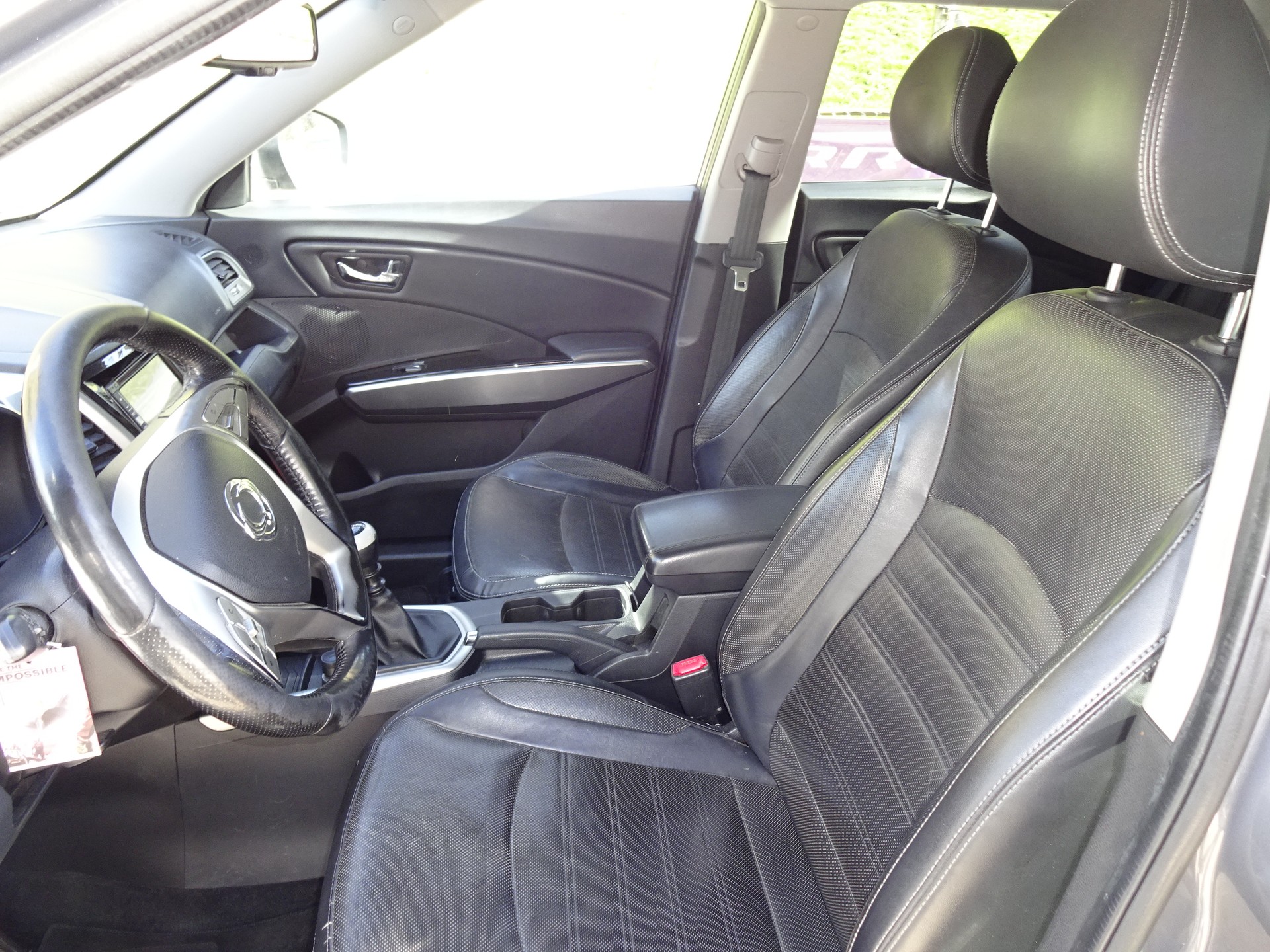 KGM-SsangYong Tivoli 1.6 e-XGi Sapphire 2WD-image-12