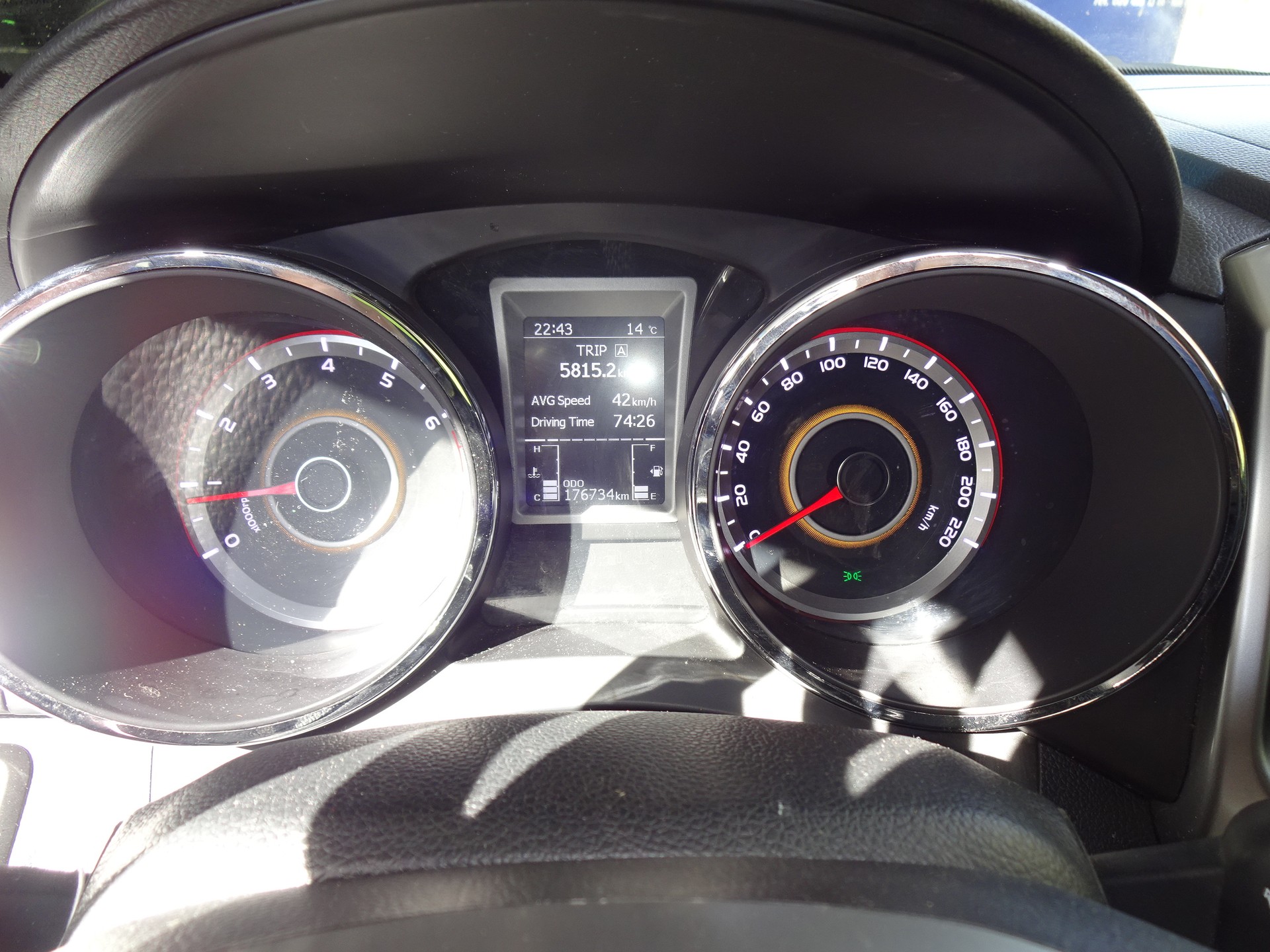 KGM-SsangYong Tivoli 1.6 e-XGi Sapphire 2WD-image-13