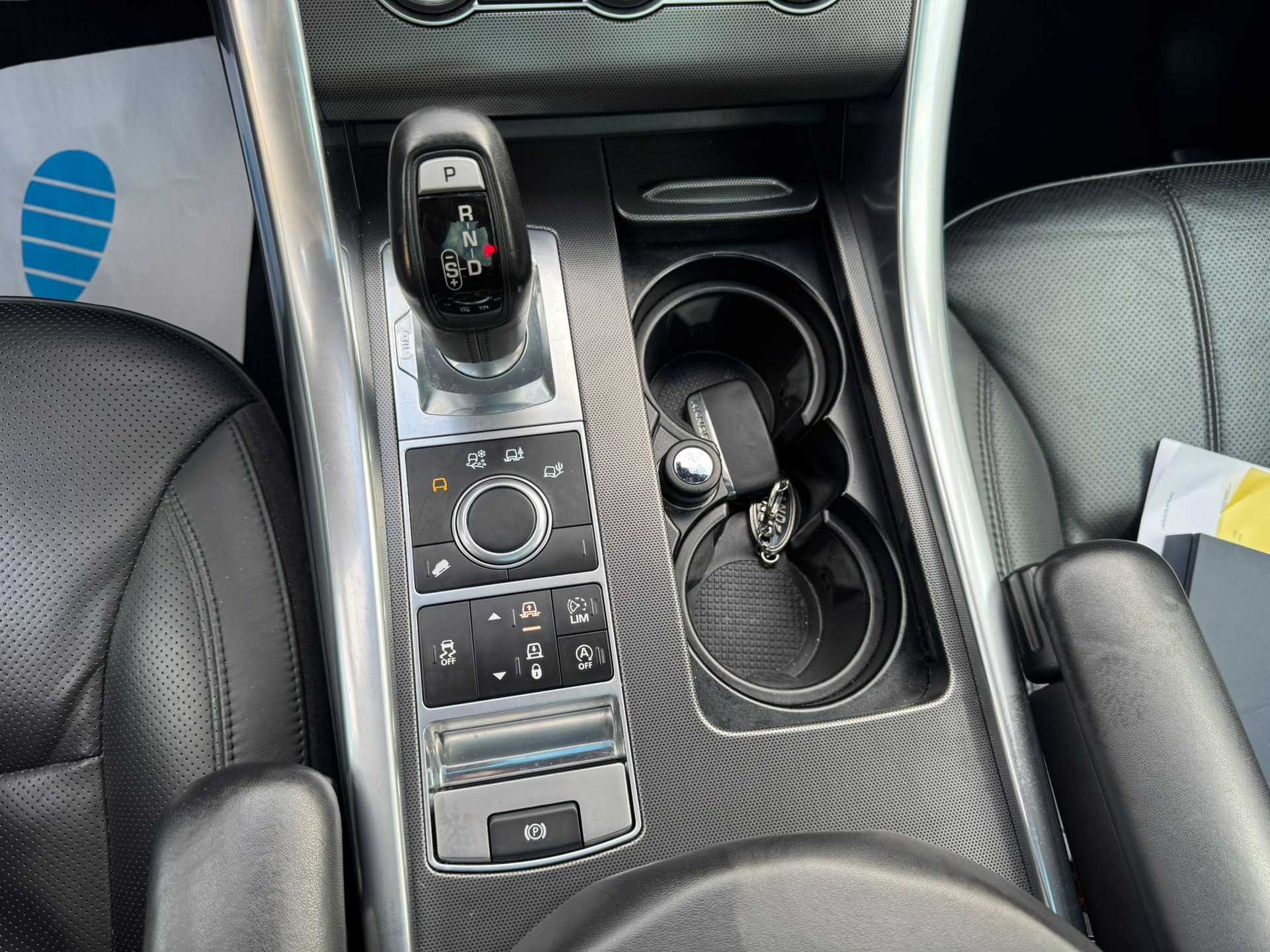 LAND ROVER Range Rover Sport 3.0 SDV6 HSE Dynamic Automatic-image-22