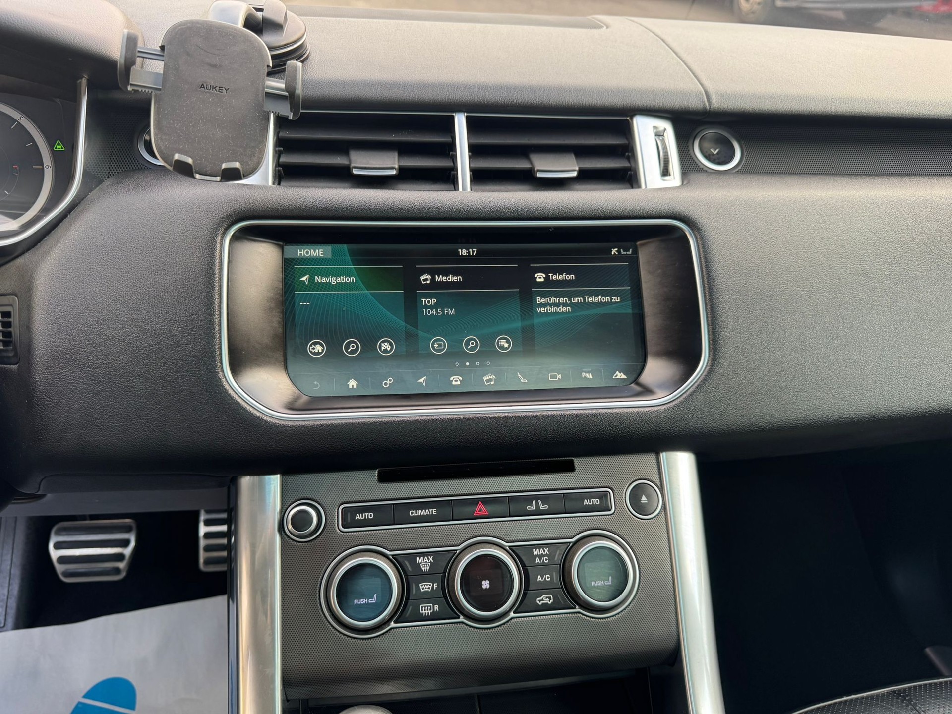 LAND ROVER Range Rover Sport 3.0 SDV6 HSE Dynamic Automatic-image-23