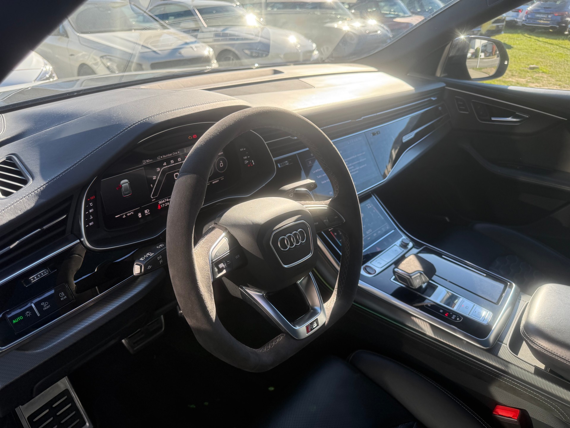 AUDI RSQ8 quattro tiptronic-image-13