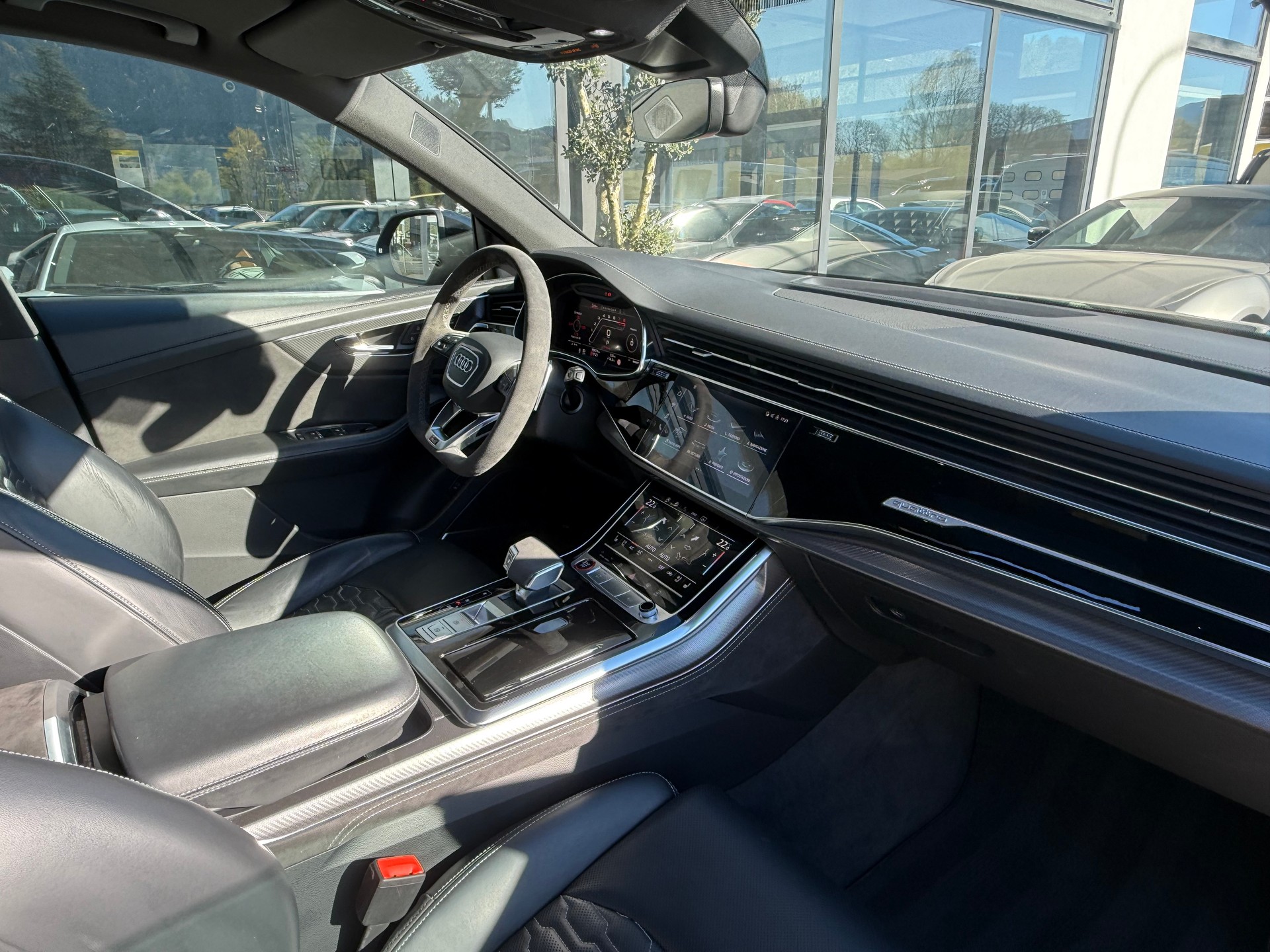 AUDI RSQ8 quattro tiptronic-image-12