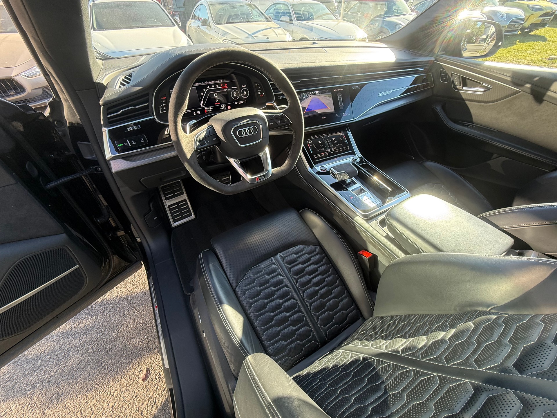 AUDI RSQ8 quattro tiptronic-image-9
