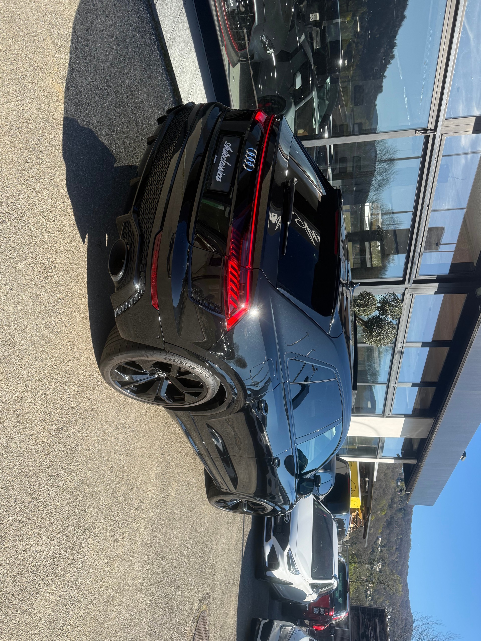 AUDI RSQ8 quattro tiptronic-image-7