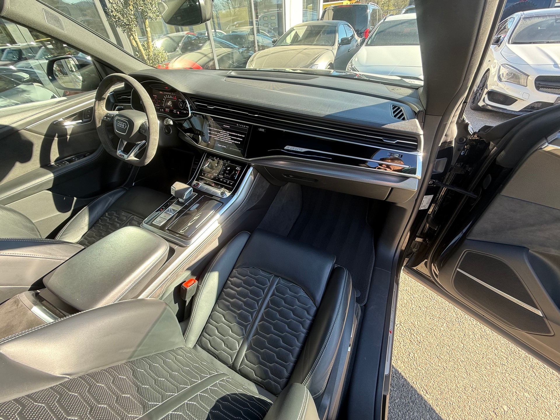 AUDI RSQ8 quattro tiptronic-image-11