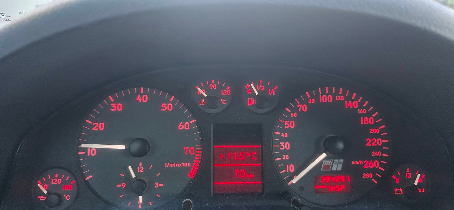 AUDI S4 Avant quattro-image-16